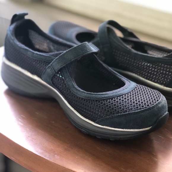 Skechers Relaxed Fit - Picture 9 of 10